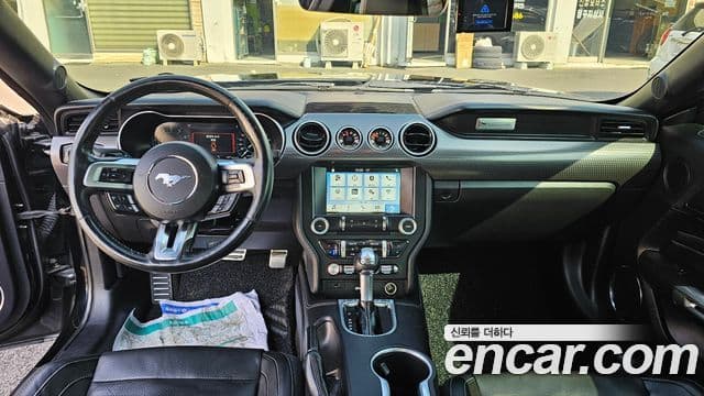 Ford Mustang купе, 2018 8