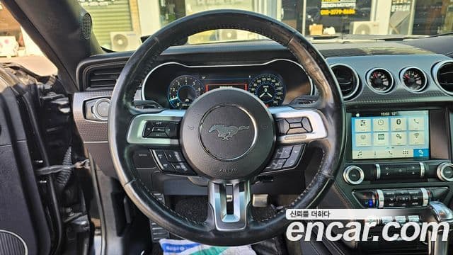 Ford Mustang купе, 2018 18