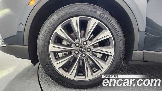 Lincoln Corsair 2.0 Reserve AWD, 2022 все фото