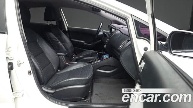 Kia The / новый New K3 Style, 2017 11