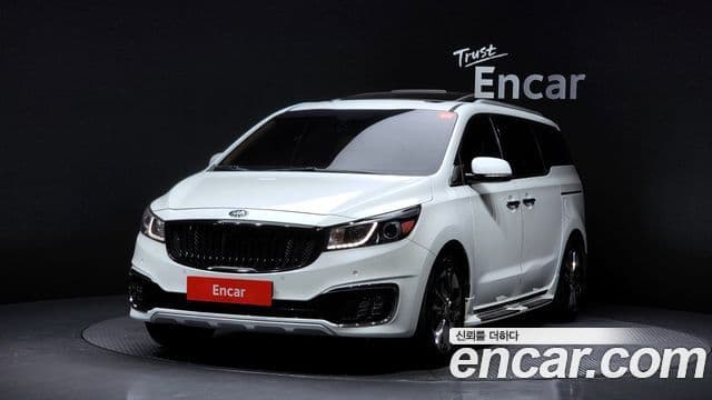 Kia All New Carnival Noblesse, 2016 1