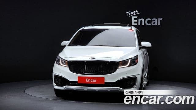 Kia All New Carnival Noblesse, 2016 3