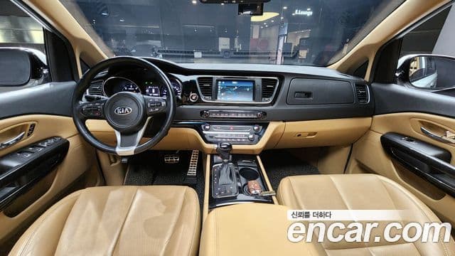 Kia All New Carnival Noblesse, 2016 7