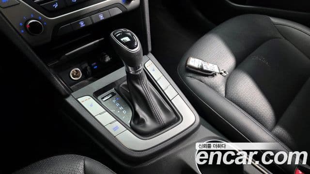 Hyundai Avante AD 1.6 GDI Value Plus, 2018 9