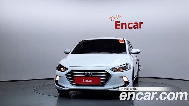 Hyundai Avante AD 1.6 GDI Value Plus, 2017 3