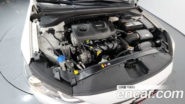 Hyundai Avante AD 1.6 GDI Value Plus, 2017 6