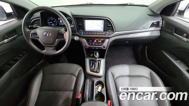 Hyundai Avante AD 1.6 GDI Value Plus, 2017 7