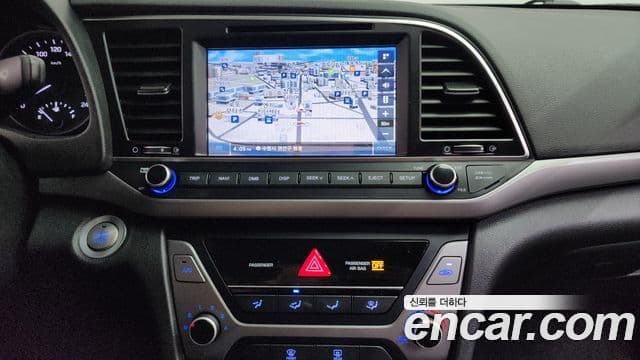 Hyundai Avante AD 1.6 GDI Value Plus, 2017 16