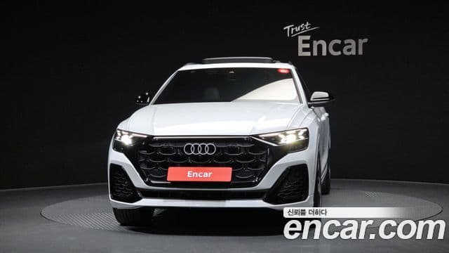 Audi Q8 (4M) Premium, 2025 3