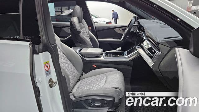 Audi Q8 (4M) Premium, 2025 10