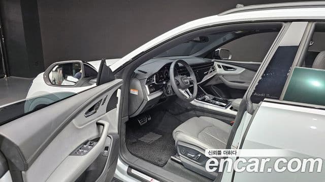 Audi Q8 (4M) Premium, 2025 11