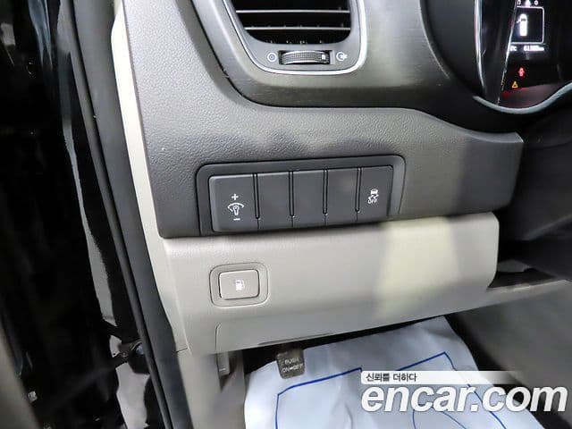 Kia All New Carnival 11인승 Deluxe, 2017 15