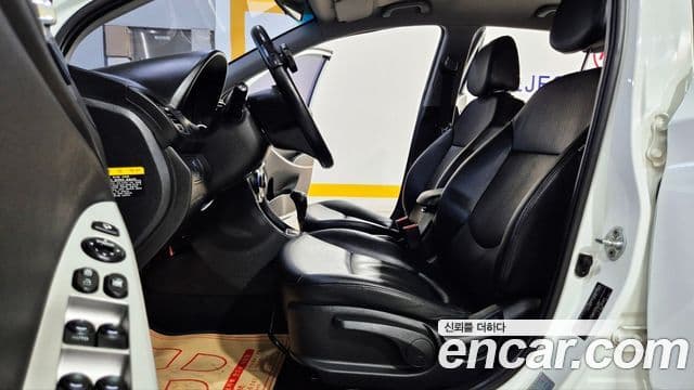 Hyundai Accent(новый кузов / новое поколение) Modern, 2014 12