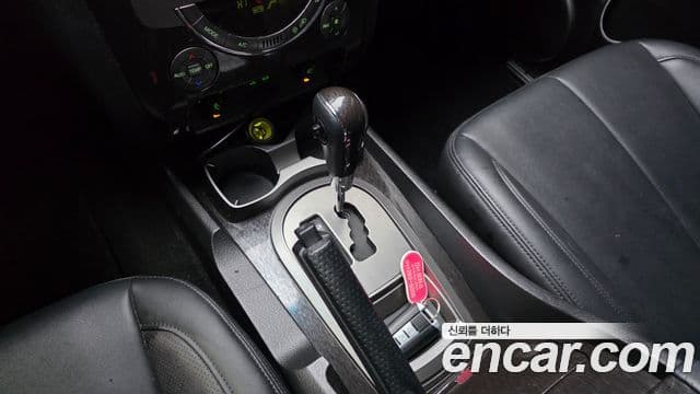 KG모빌리티(SsangYong) Rexton W 2.0 4WD Adventure 60th Edition, 2015 9