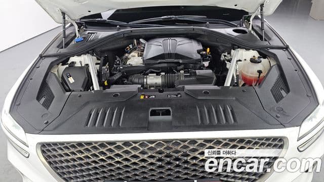 Genesis GV70, 2022 6