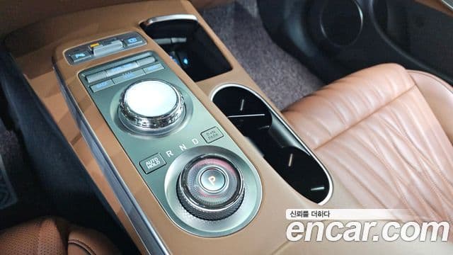 Genesis GV70, 2022 9