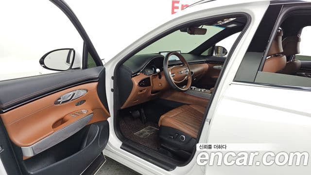 Genesis GV70, 2022 10