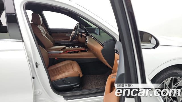 Genesis GV70, 2022 11