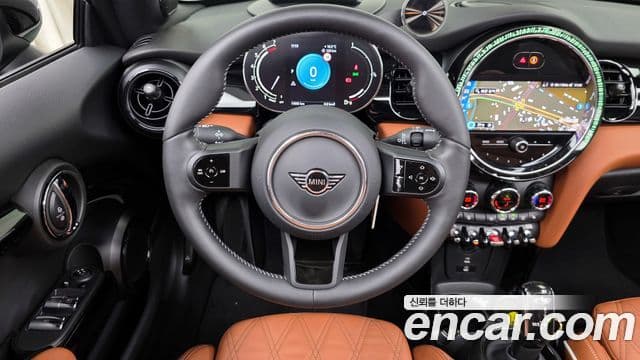 Mini Cooper S кабриолет 3세대, 2024 13