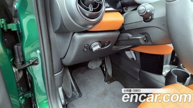 Mini Cooper S кабриолет 3세대, 2024 17