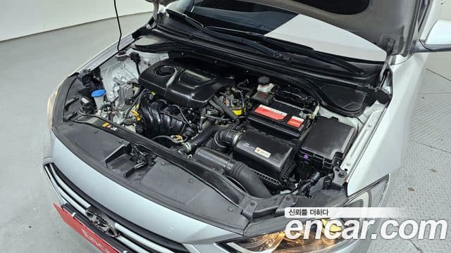 Hyundai Avante AD 1.6 GDI Value Plus, 2018 6