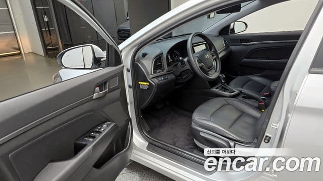 Hyundai Avante AD 1.6 GDI Value Plus, 2018 11