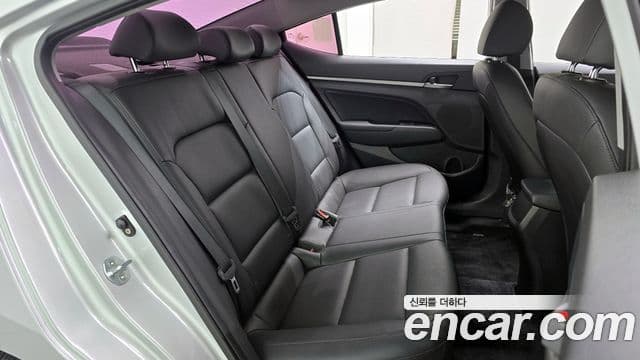 Hyundai Avante AD 1.6 GDI Value Plus, 2018 12