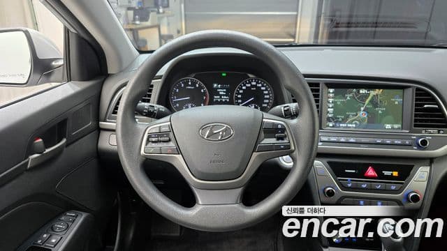 Hyundai Avante AD 1.6 GDI Value Plus, 2018 14
