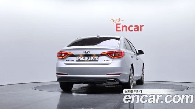 Hyundai LF Sonata Special, 2016 4