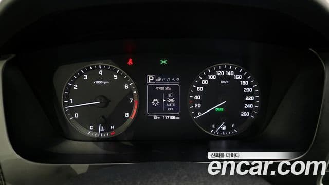 Hyundai LF Sonata Special, 2016 8