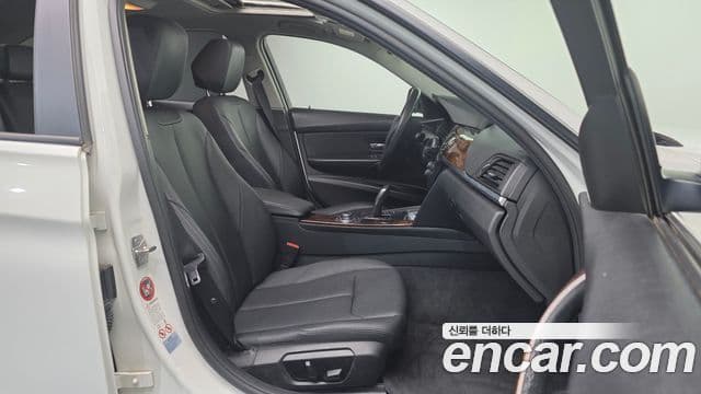 BMW 3시리즈 (F30), 2013 10