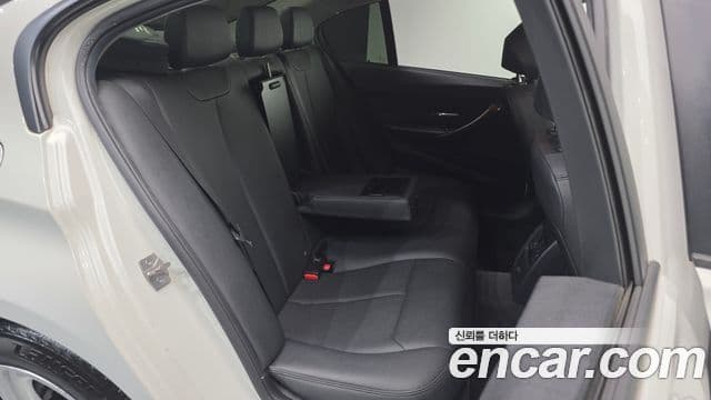 BMW 3시리즈 (F30), 2013 12