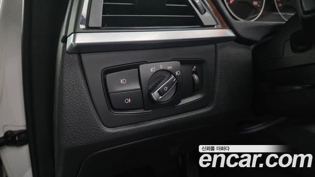 BMW 3시리즈 (F30), 2013 19