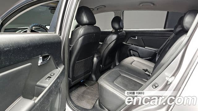 Kia Sportage R топовая версия, 2011 10