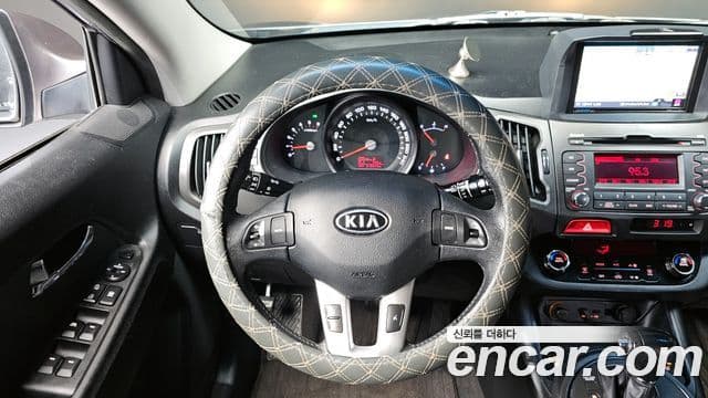 Kia Sportage R топовая версия, 2011 13