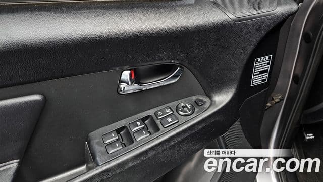 Kia Sportage R топовая версия, 2011 18