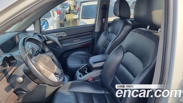 KG모빌리티(SsangYong) Korando 투리스모 2WD TX 11인승, 2018 12