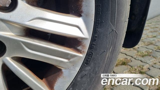 KG모빌리티(SsangYong) Korando 투리스모 2WD TX 11인승, 2018 14