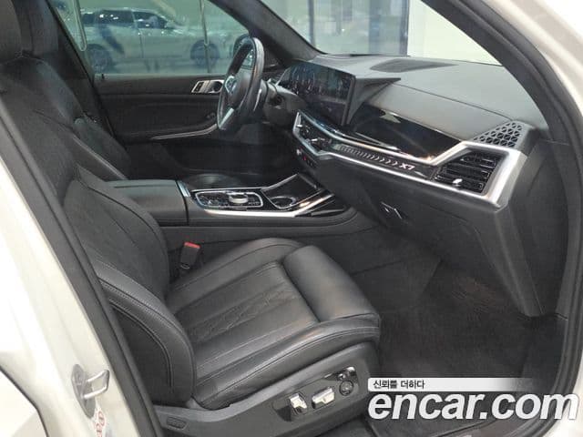 BMW X7 (G07) xDrive 40i M Sport 7인승, 2024 13