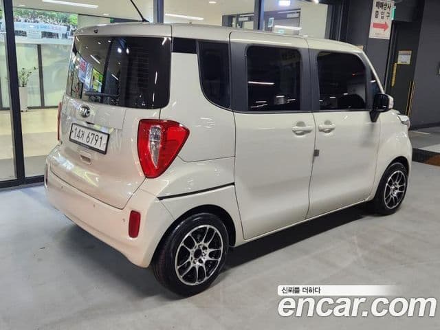 Kia Ray Special, 2013 4