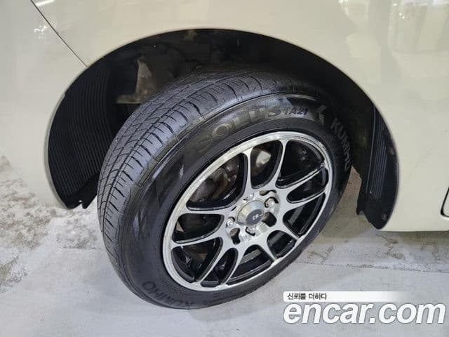 Kia Ray Special, 2013 20