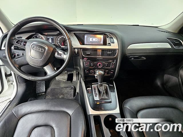 Audi New A4 B8, 2012 7