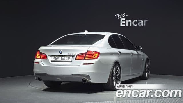 BMW 5시리즈 (F10), 2011 2