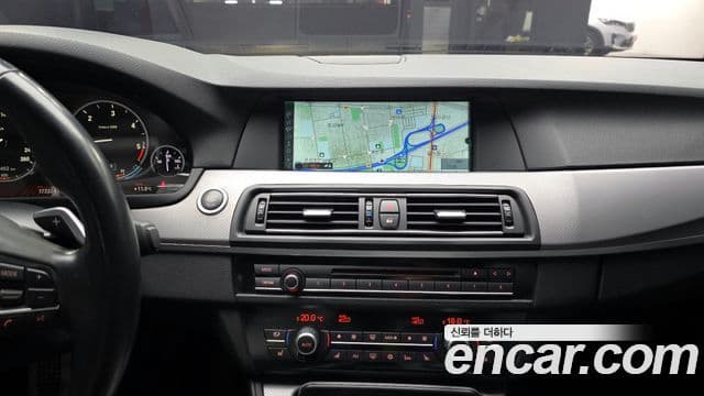 BMW 5시리즈 (F10), 2011 14