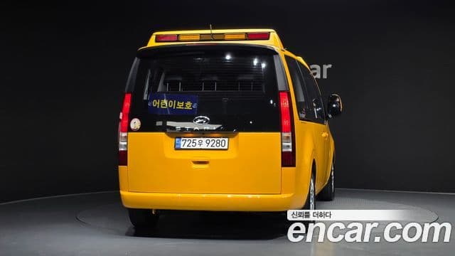 Hyundai Staria 11인승, 2023 4