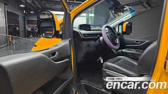Hyundai Staria 11인승, 2023 10