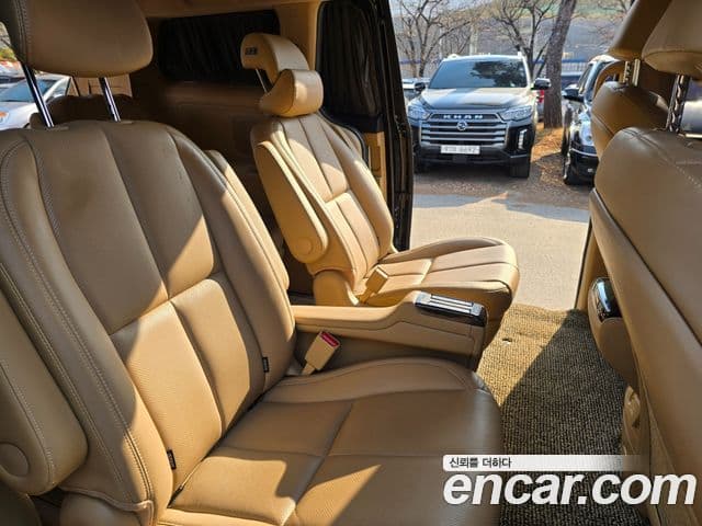 Kia The / новый New Carnival Noblesse Special, 2020 10