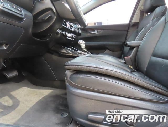 Kia The / новый New K3 2세대 Noblesse, 2022 14