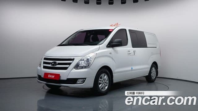 Hyundai Grand Starex Smart, 2017 1