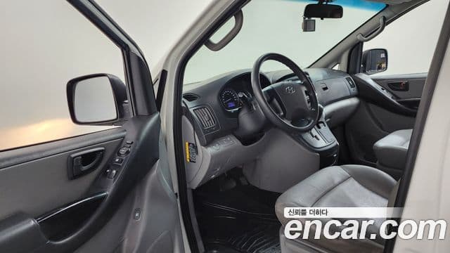 Hyundai Grand Starex Smart, 2017 10